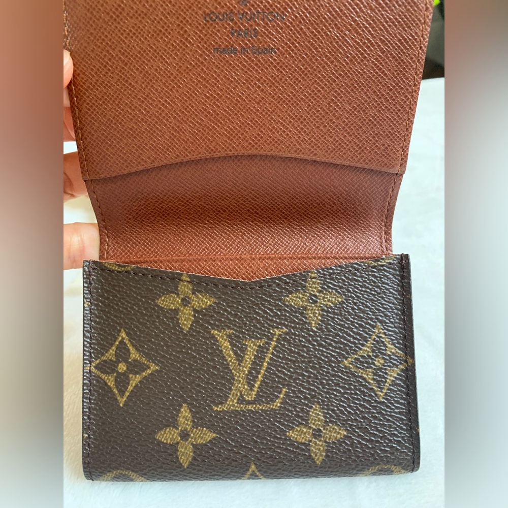 Louis Vuitton Monogram Wallet - Picture 13 of 13